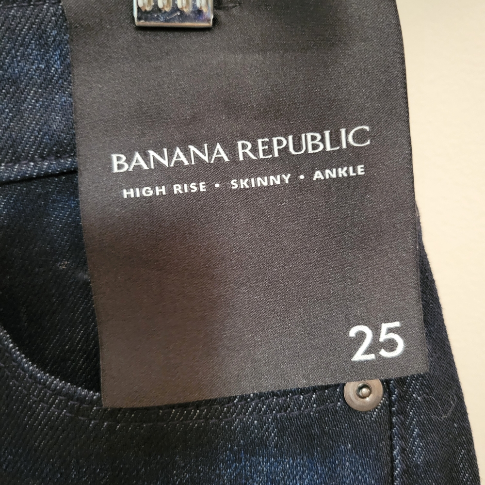 Banana Republic Women's High-Rise Dark Indigo Skinny Jeans - Picture 3 of 7